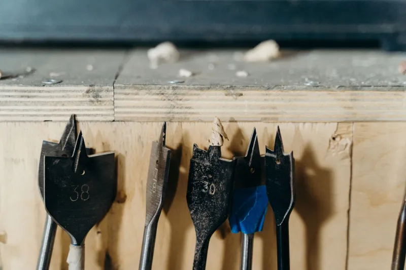 Broca Certa, Obra Perfeita: O Guia Definitivo para Furar Qualquer Material sem Erro